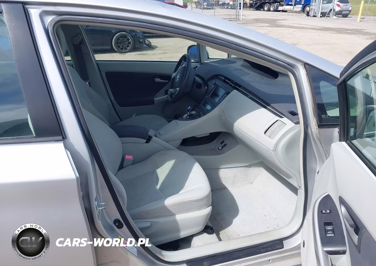 2010 Toyota Prius Iii VIN:JTDKN3DU8A0147791 - 5