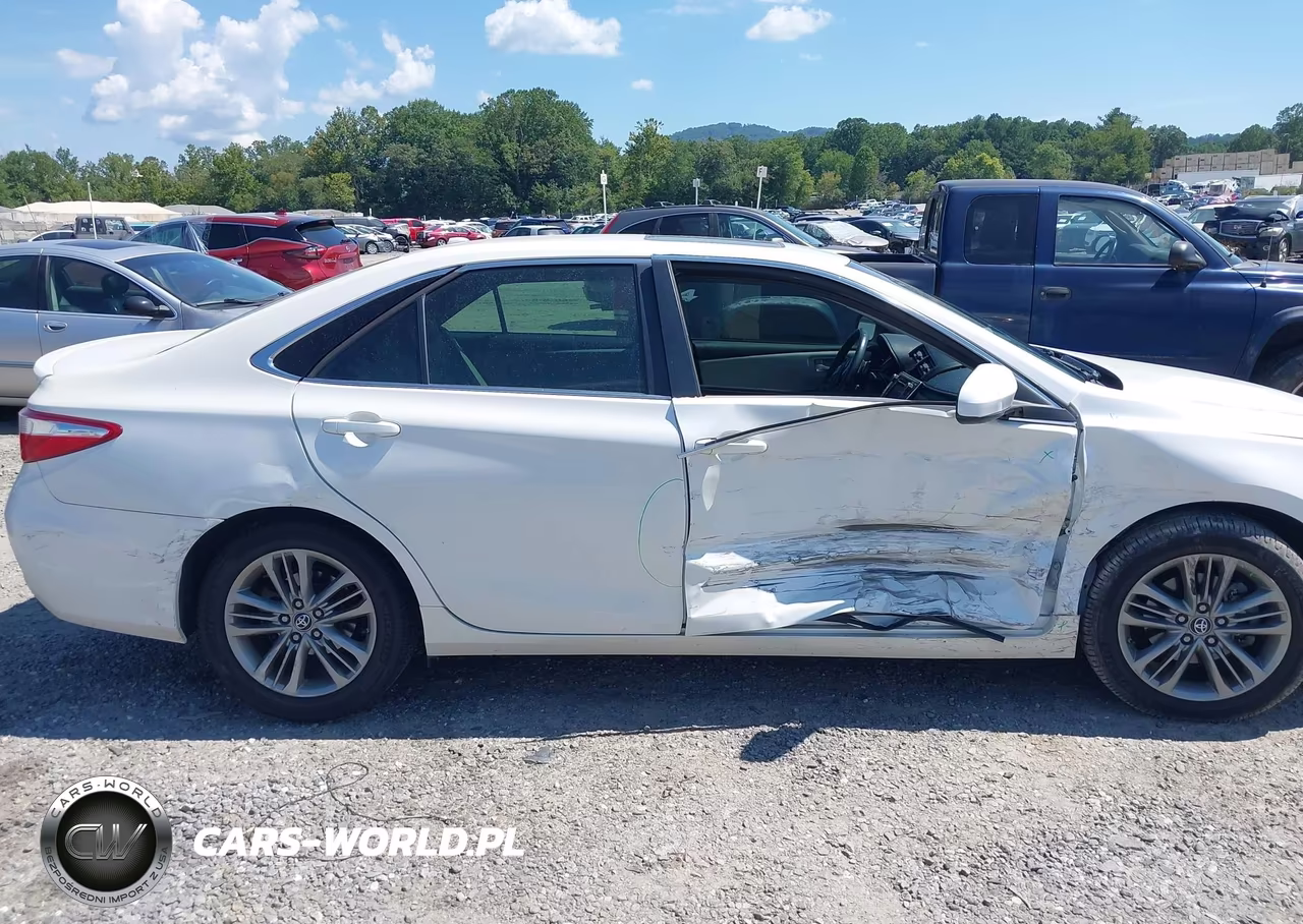 2017 Toyota Camry Se VIN:4T1BF1FK1HU359654 - 13