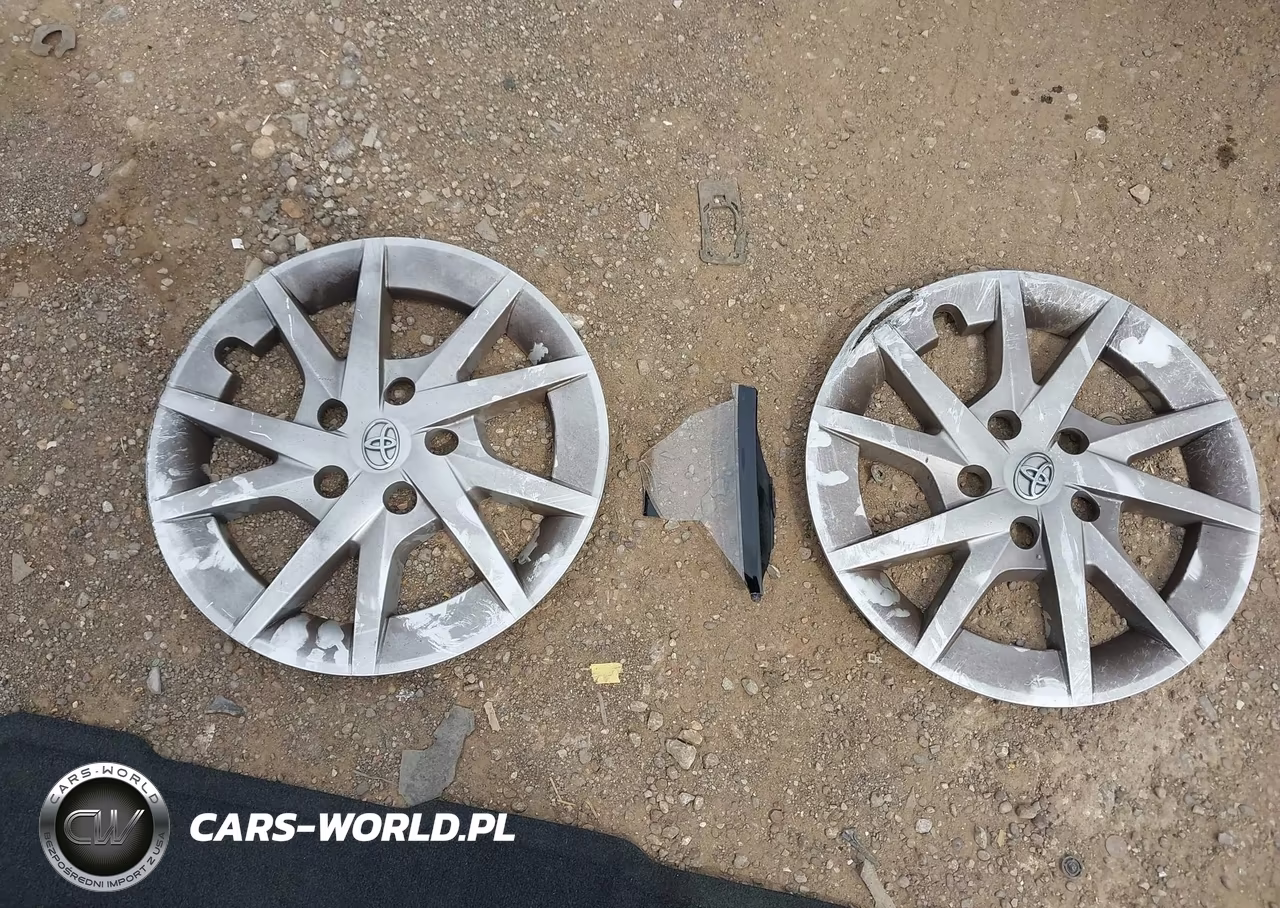 2013 Toyota Prius V Three VIN:JTDZN3EUXD3255412 - 11