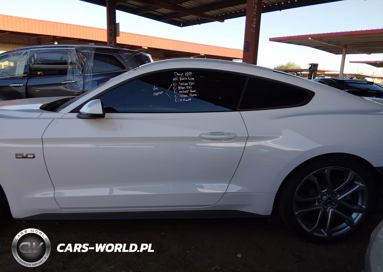 2018 Ford Mustang Gt Premium VIN:1FA6P8CFXJ5183888 - 15