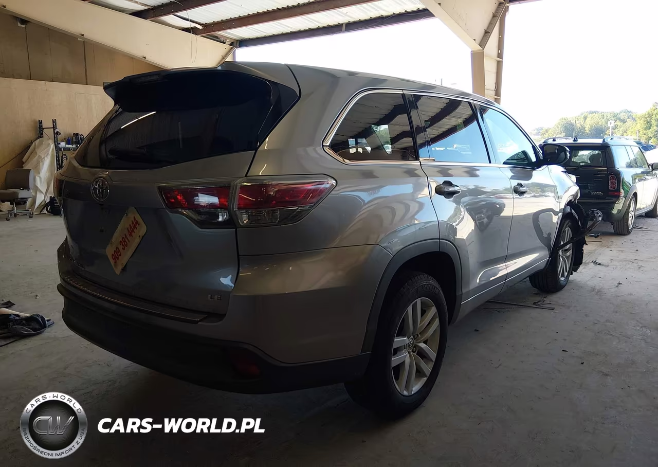 2014 Toyota Highlander Le VIN:5TDZARFH8ES004940 - 4