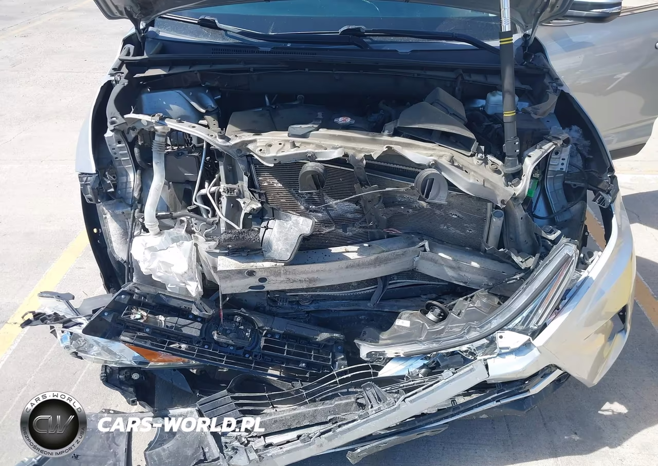 2019 Toyota Highlander Le Plus VIN:5TDBZRFH1KS932093 - 10