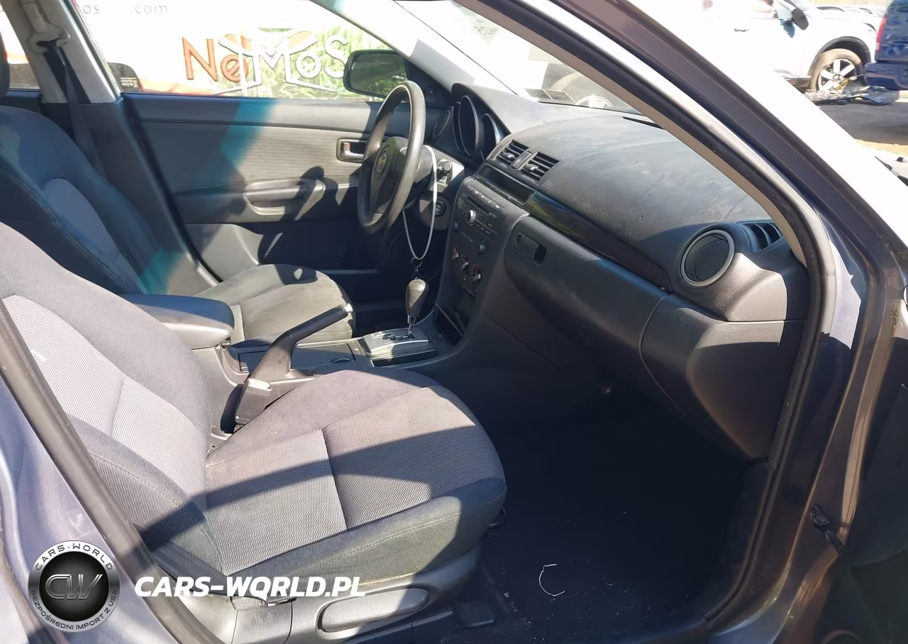 2007 Mazda Mazda3 I Sport VIN:JM1BK12FX71649030 - 5
