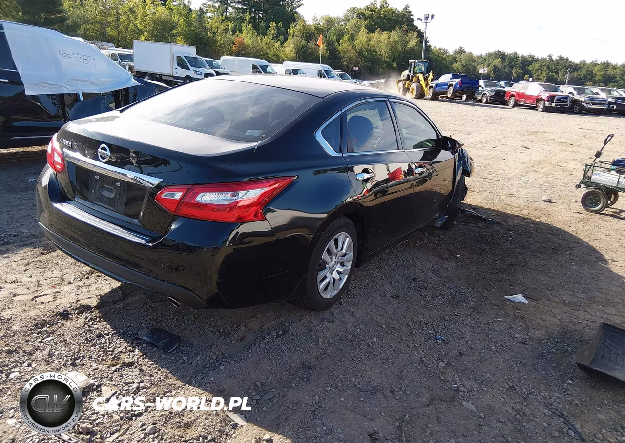 2017 Nissan Altima 2.5 S VIN:1N4AL3AP2HN362201 - 4