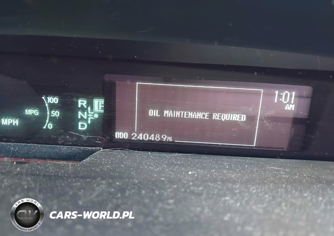 2011 Toyota Prius Two VIN:JTDKN3DU9B1472283 - 16