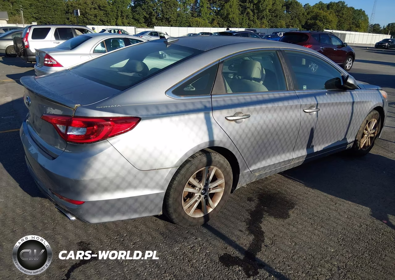 2015 Hyundai Sonata Se VIN:5NPE24AF6FH153925 - 4