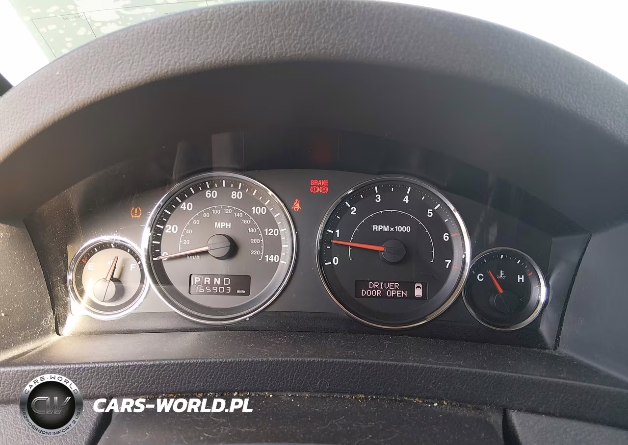 2010 Jeep Grand Cherokee Laredo VIN:1J4PS4GK2AC156283 - 7