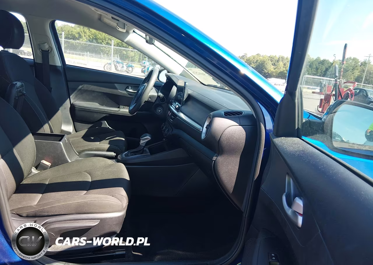 2021 Kia Forte Lxs VIN:3KPF24AD0ME382332 - 5