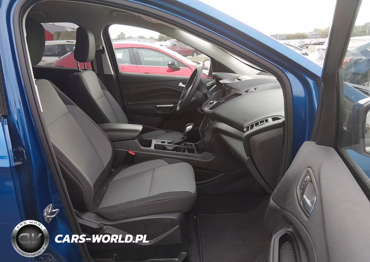 2018 Ford Escape Se VIN:1FMCU9GDXJUA32863 - 5