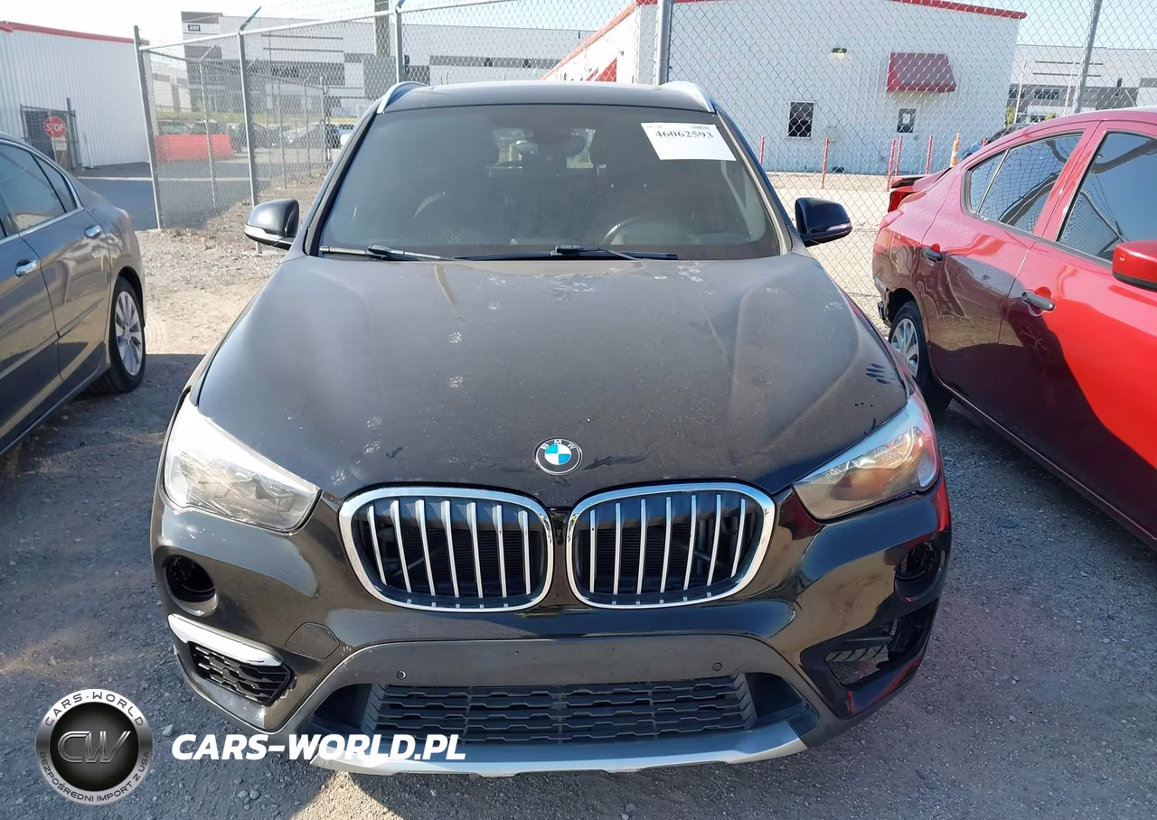 2018 BMW X1 xDrive28I VIN:WBXHT3C39J5L27103 - 12