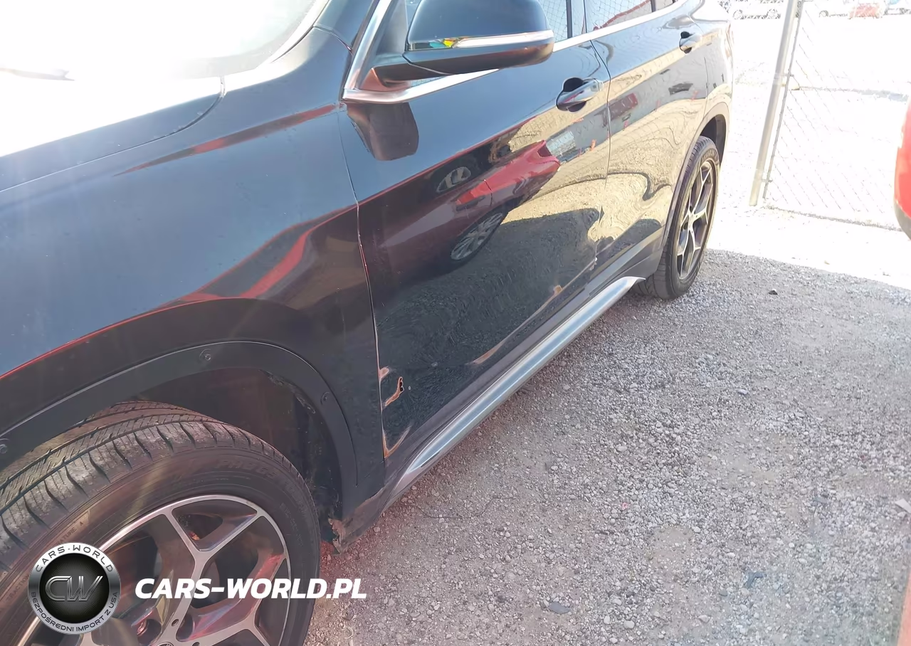 2018 BMW X1 xDrive28I VIN:WBXHT3C39J5L27103 - 6