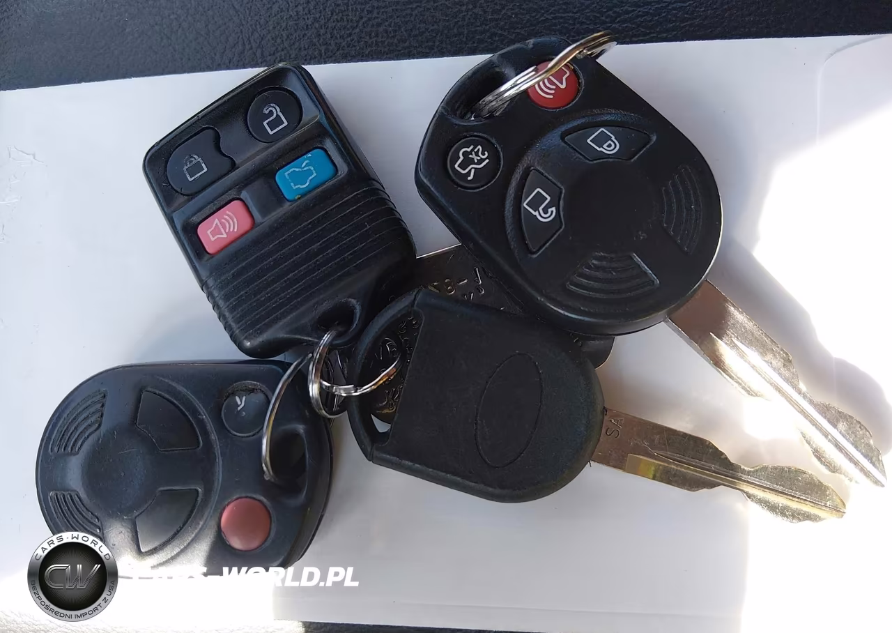 2011 Ford Taurus Sel VIN:1FAHP2EW4BG185774 - 11