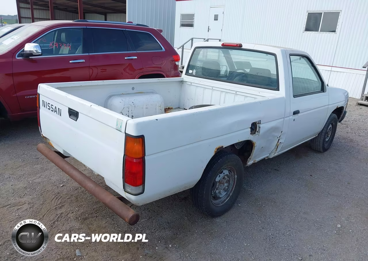 1996 Nissan Truck Xe VIN:1N6SD11SXTC375476 - 4