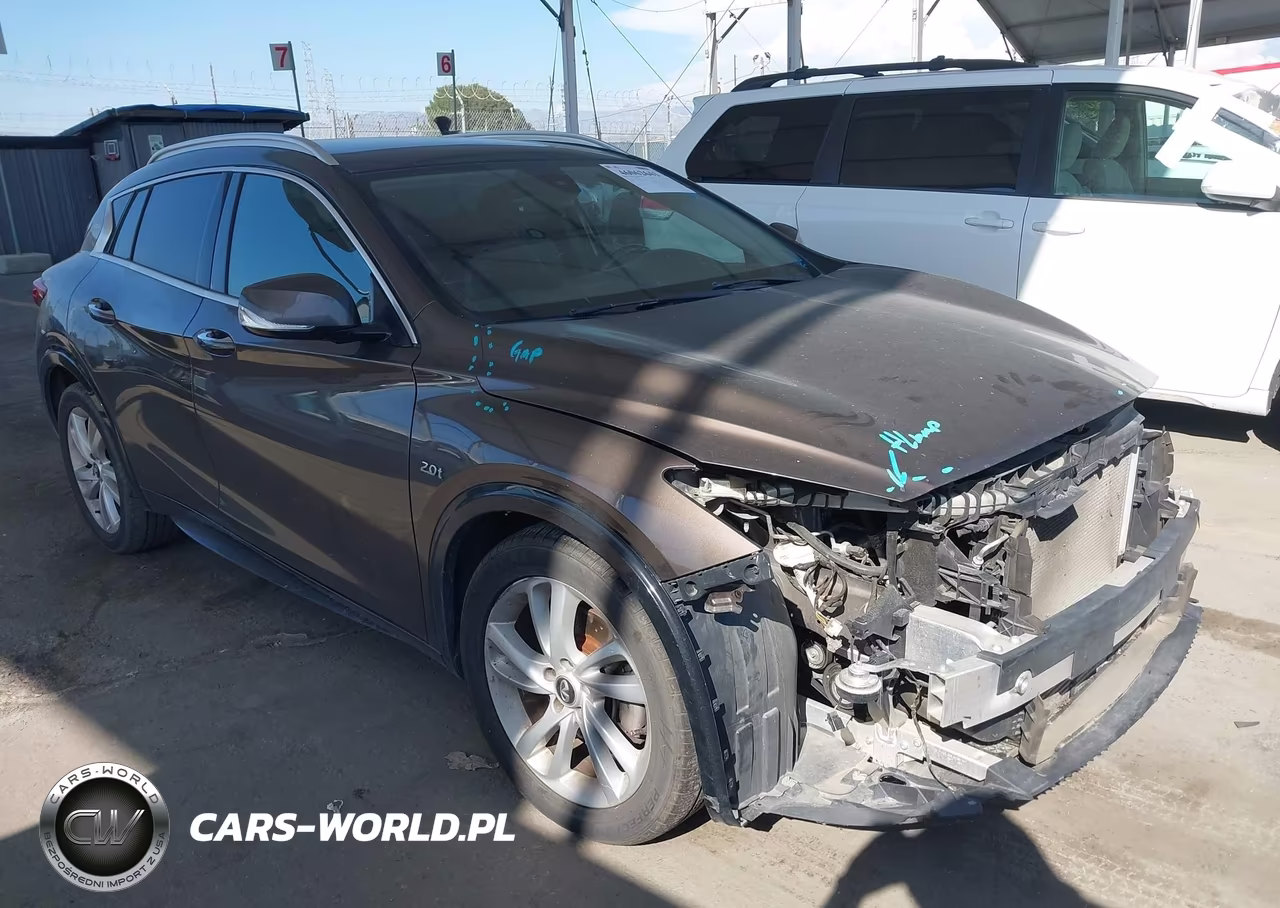 2018 Infiniti Qx30 Premium VIN:SJKCH5CP2JA045316 - 1