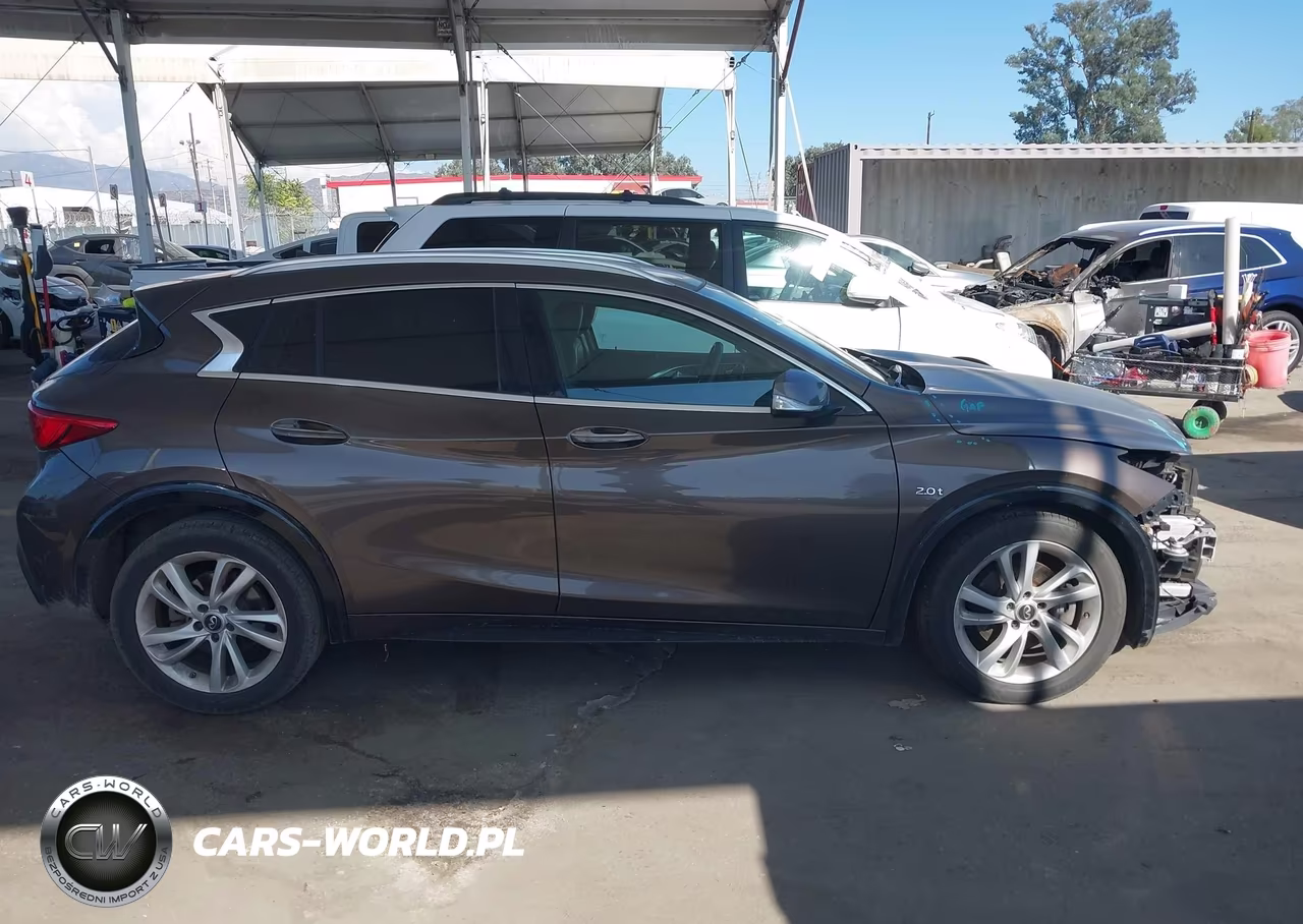 2018 Infiniti Qx30 Premium VIN:SJKCH5CP2JA045316 - 14