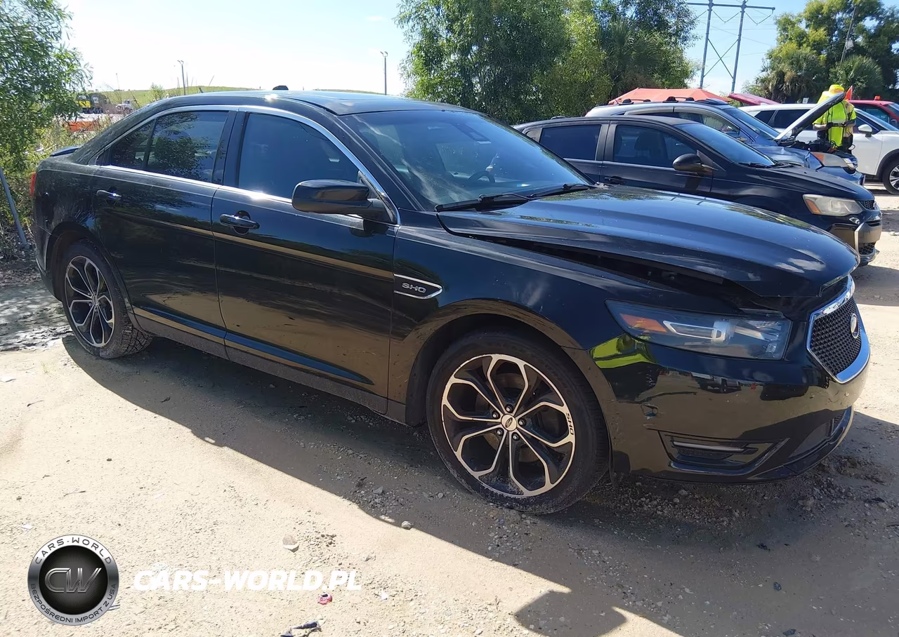 2015 Ford Taurus Sho – zdjęcie 1 z 17