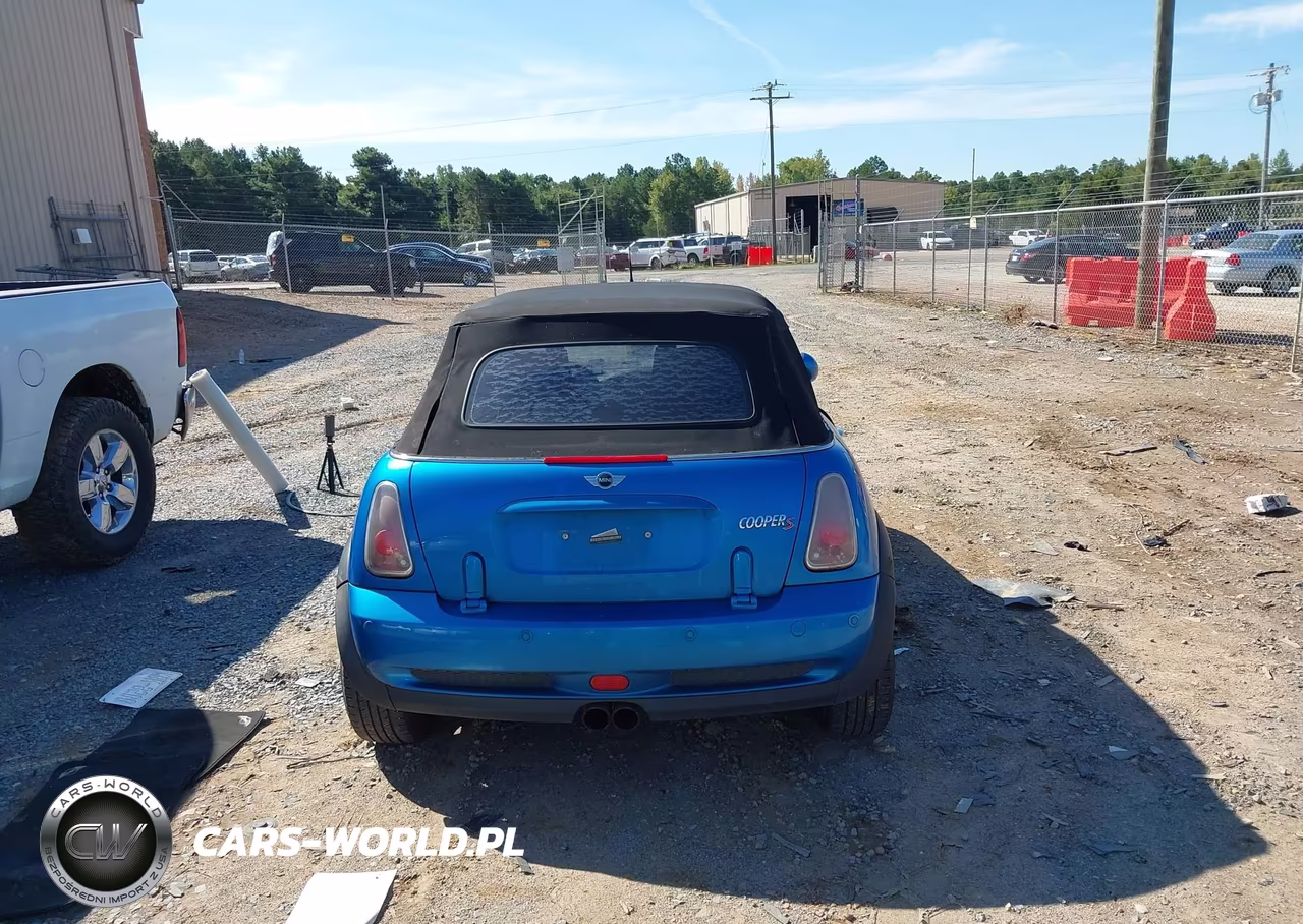 2007 Mini Cooper S VIN:WMWRH33527TL94888 - 16