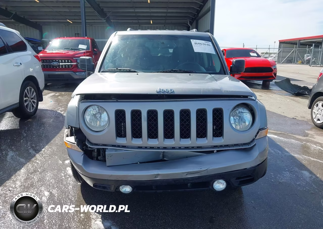 2015 Jeep Patriot Latitude VIN:1C4NJRFB3FD189891 - 12
