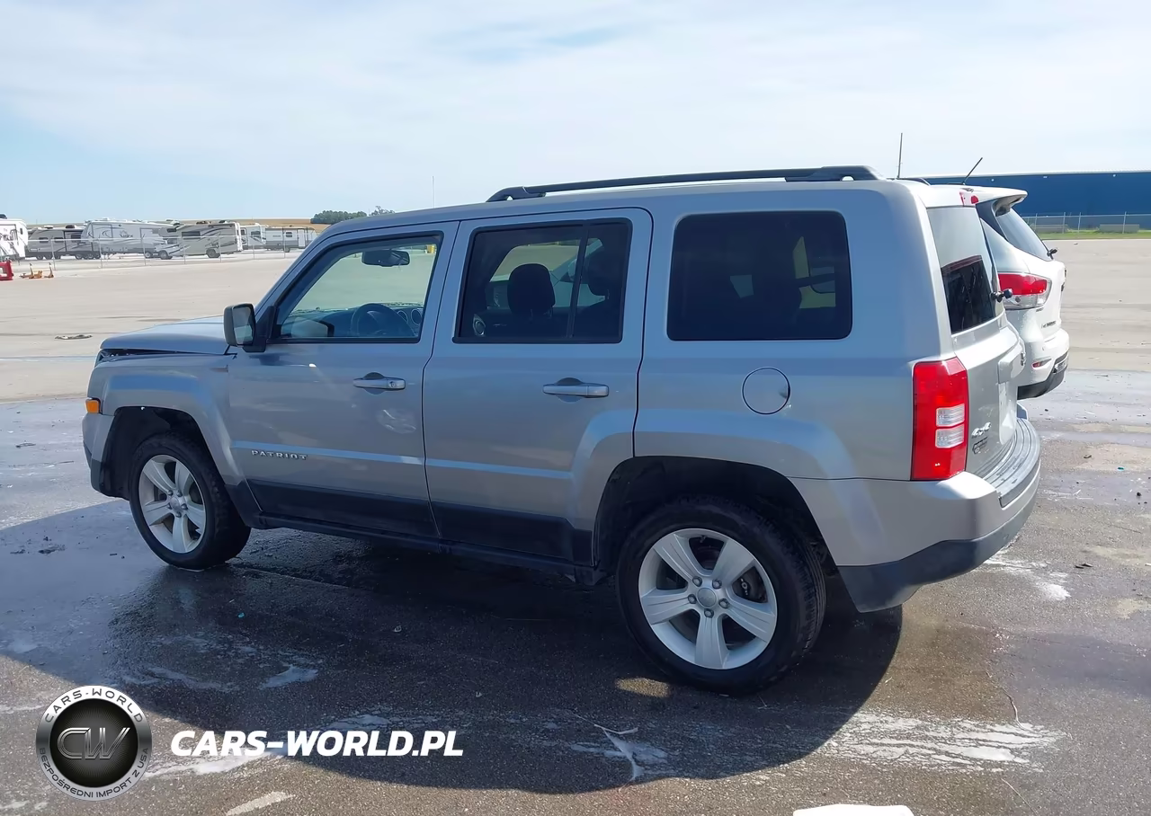 2015 Jeep Patriot Latitude VIN:1C4NJRFB3FD189891 - 14