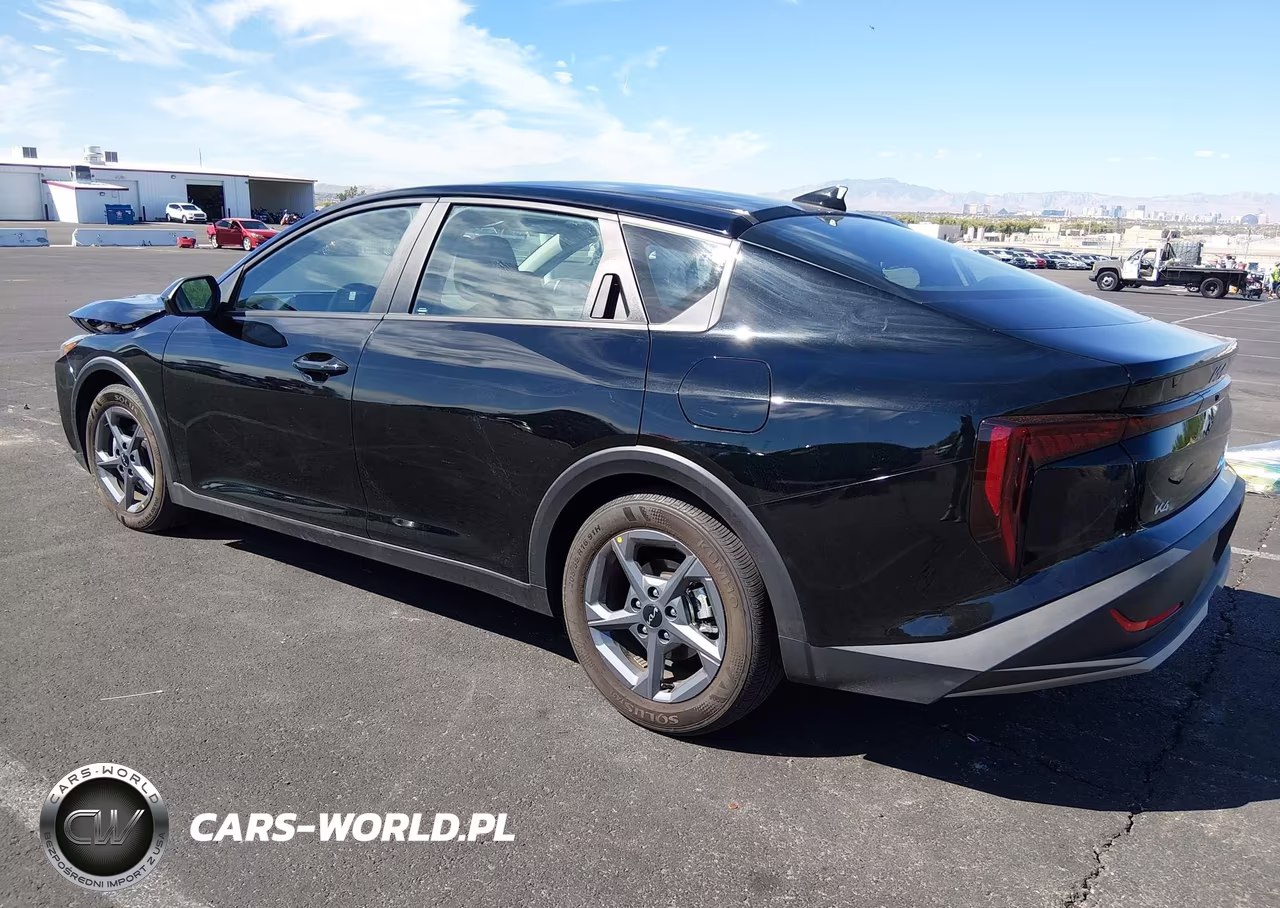 2025 Kia K4 Lxs VIN:3KPFT4DE1SE163877 - 3