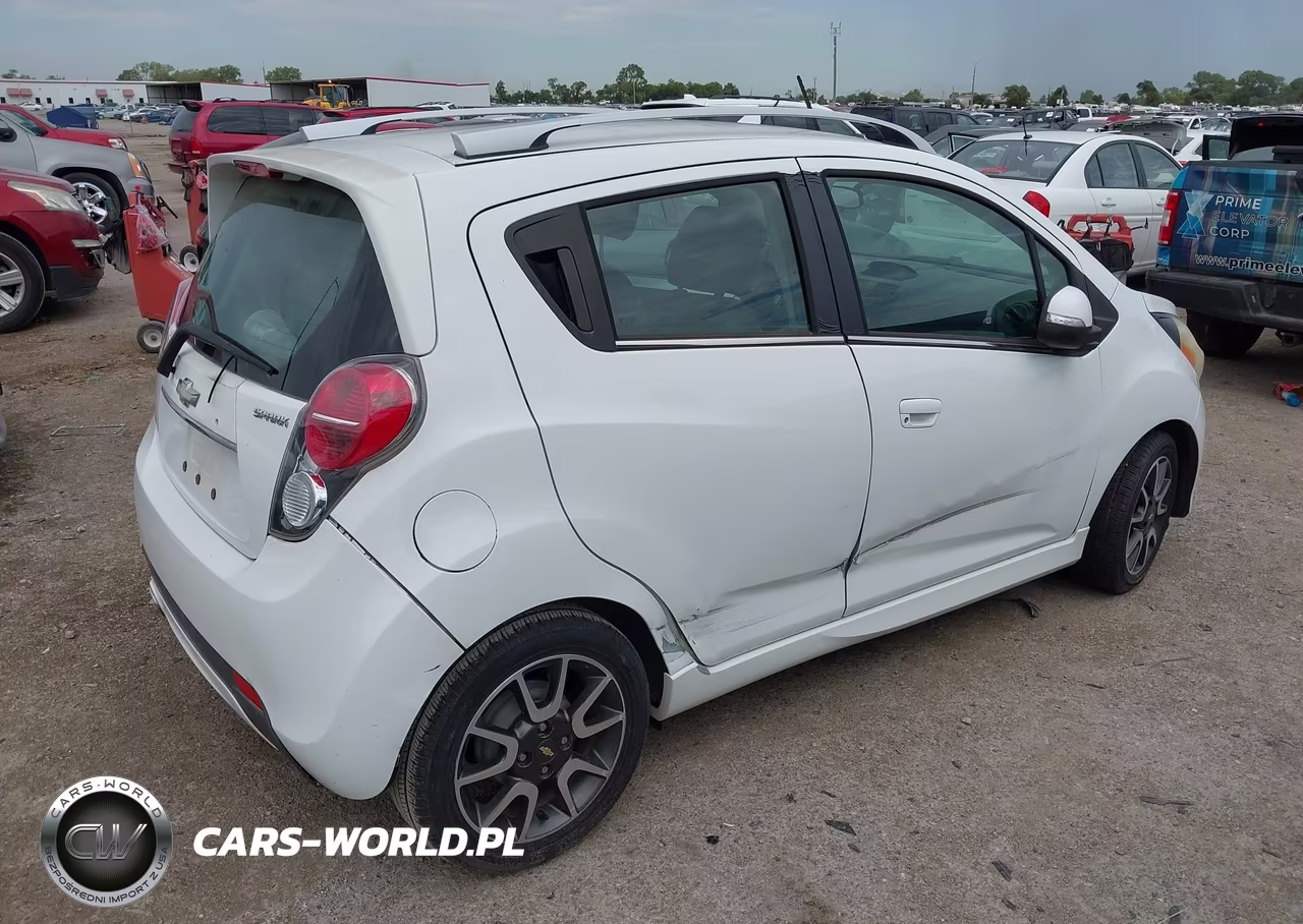 2014 Chevrolet Spark 2Lt Auto VIN:KL8CF6S90EC581623 - 4