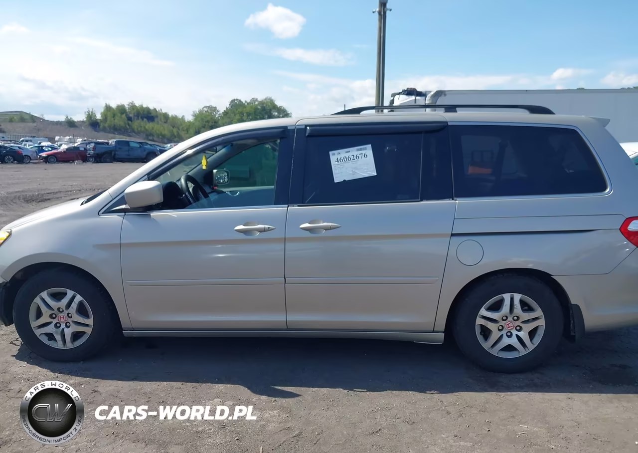 2005 Honda Odyssey Ex-L VIN:5FNRL38705B011655 - 14