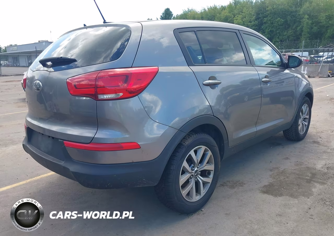 2016 Kia Sportage Lx VIN:KNDPBCACXG7811650 - 4