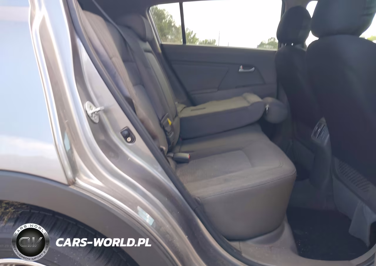 2016 Kia Sportage Lx VIN:KNDPBCACXG7811650 - 8