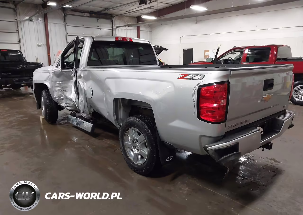 2018 Chevrolet Silverado 1500 2Lt VIN:1GCNKREC0JZ173506 - 3