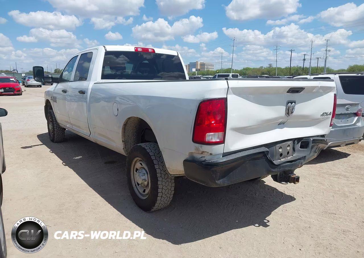 2018 Ram 2500 Tradesman 4X4 8' Box VIN:3C6UR5HL7JG365184 - 3