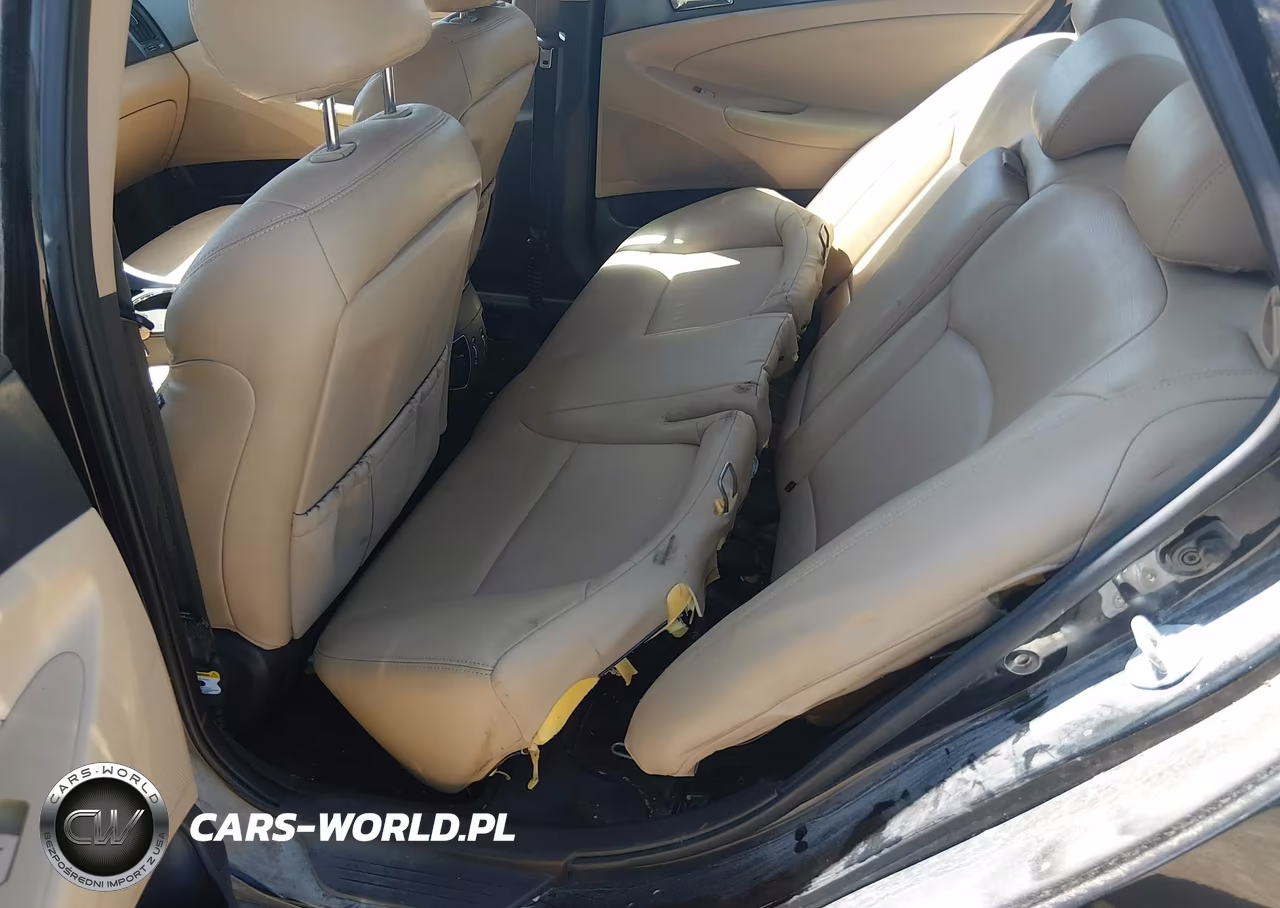 2012 Hyundai Sonata Hybrid VIN:KMHEC4A49CA030825 - 6
