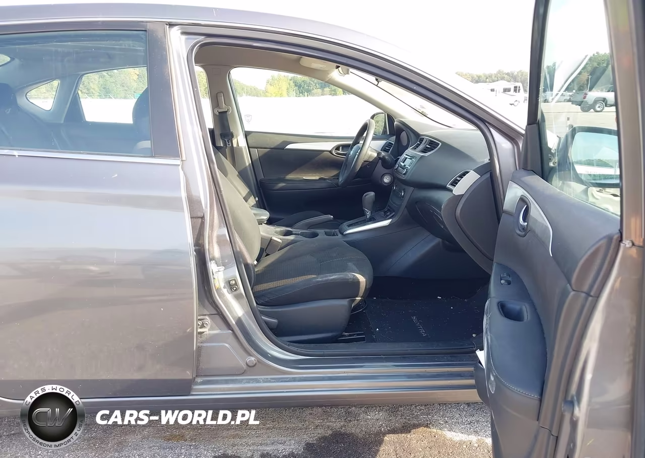 2017 Nissan Sentra S VIN:3N1AB7AP5HY228292 - 5