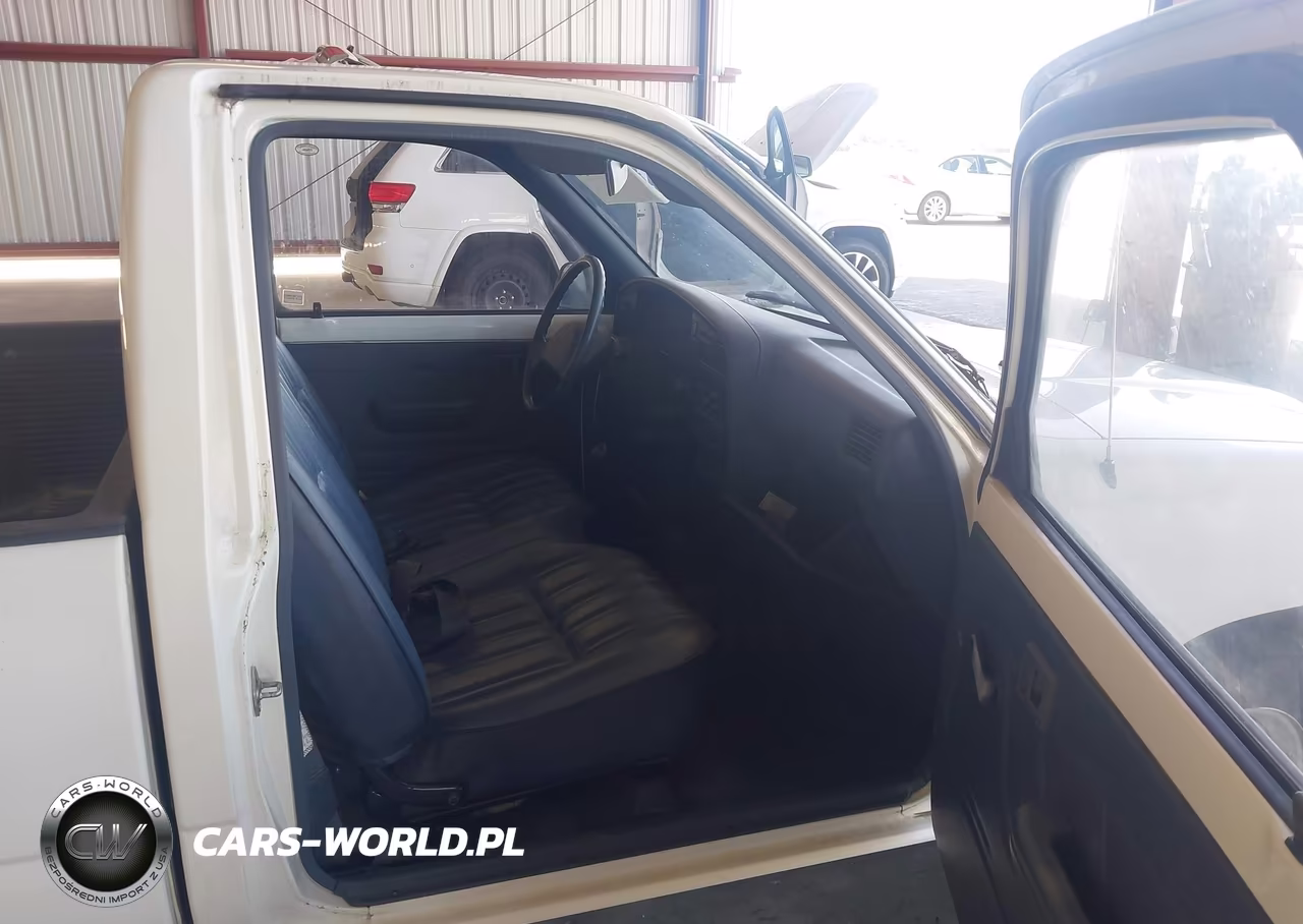 1993 Toyota Pickup 1-2 Ton Short Whlbase Stb VIN:4TARN81A9PZ084836 - 5