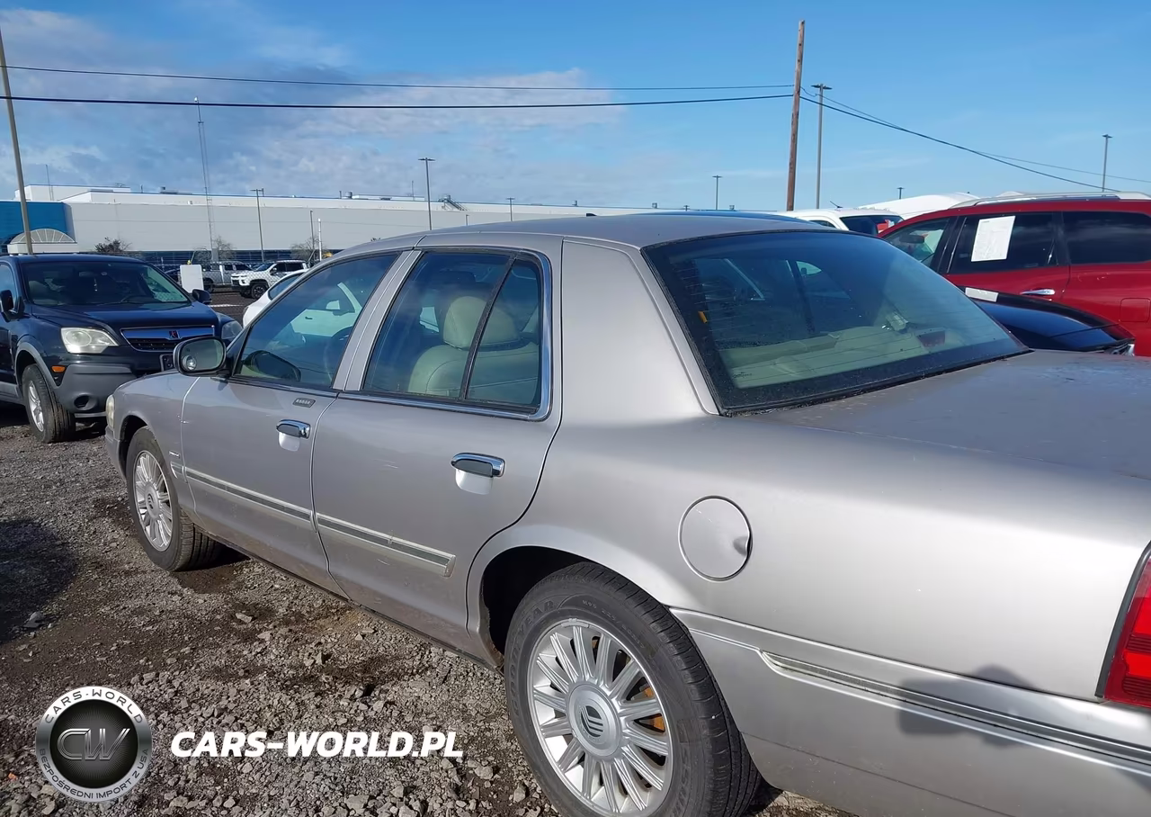 2010 Mercury Grand Marquis Ls (Fleet Only) VIN:2MEBM7FV3AX600943 - 6