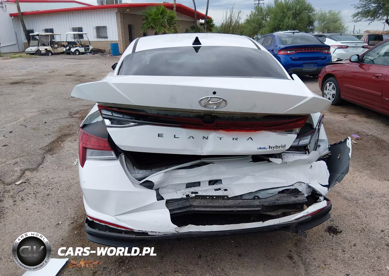2023 Hyundai Elantra Hybrid Blue VIN:KMHLM4AJXPU059376 - 16