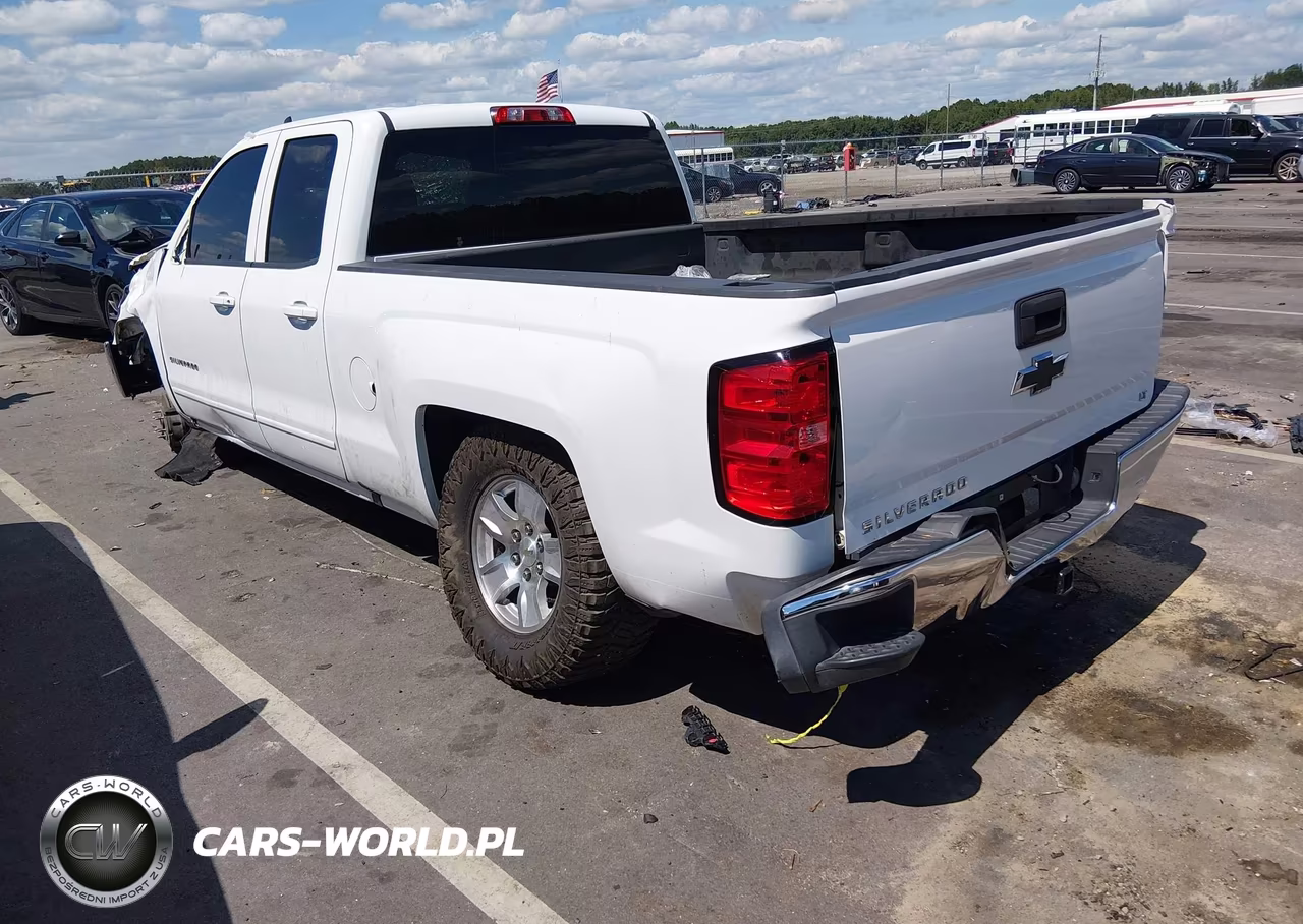 2018 Chevrolet Silverado 1500 1Lt VIN:1GCRCREH3JZ269088 - 3