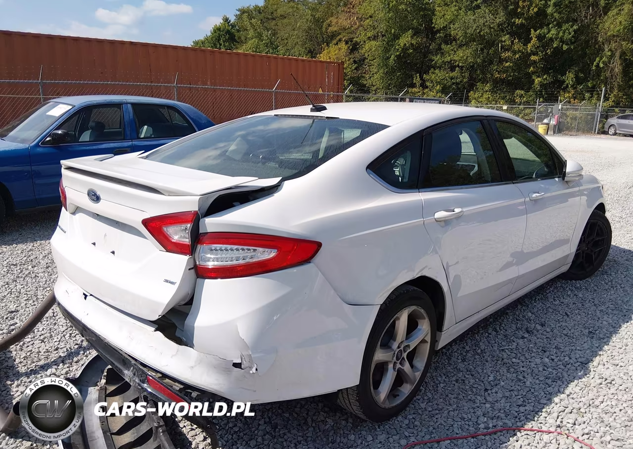 2015 Ford Fusion Se VIN:3FA6P0H9XFR200861 - 4