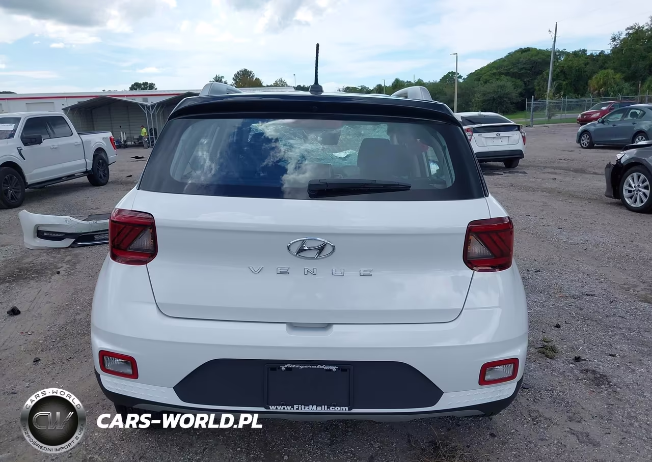 2025 Hyundai Venue Limited VIN:KMHRC8A36SU415644 - 16