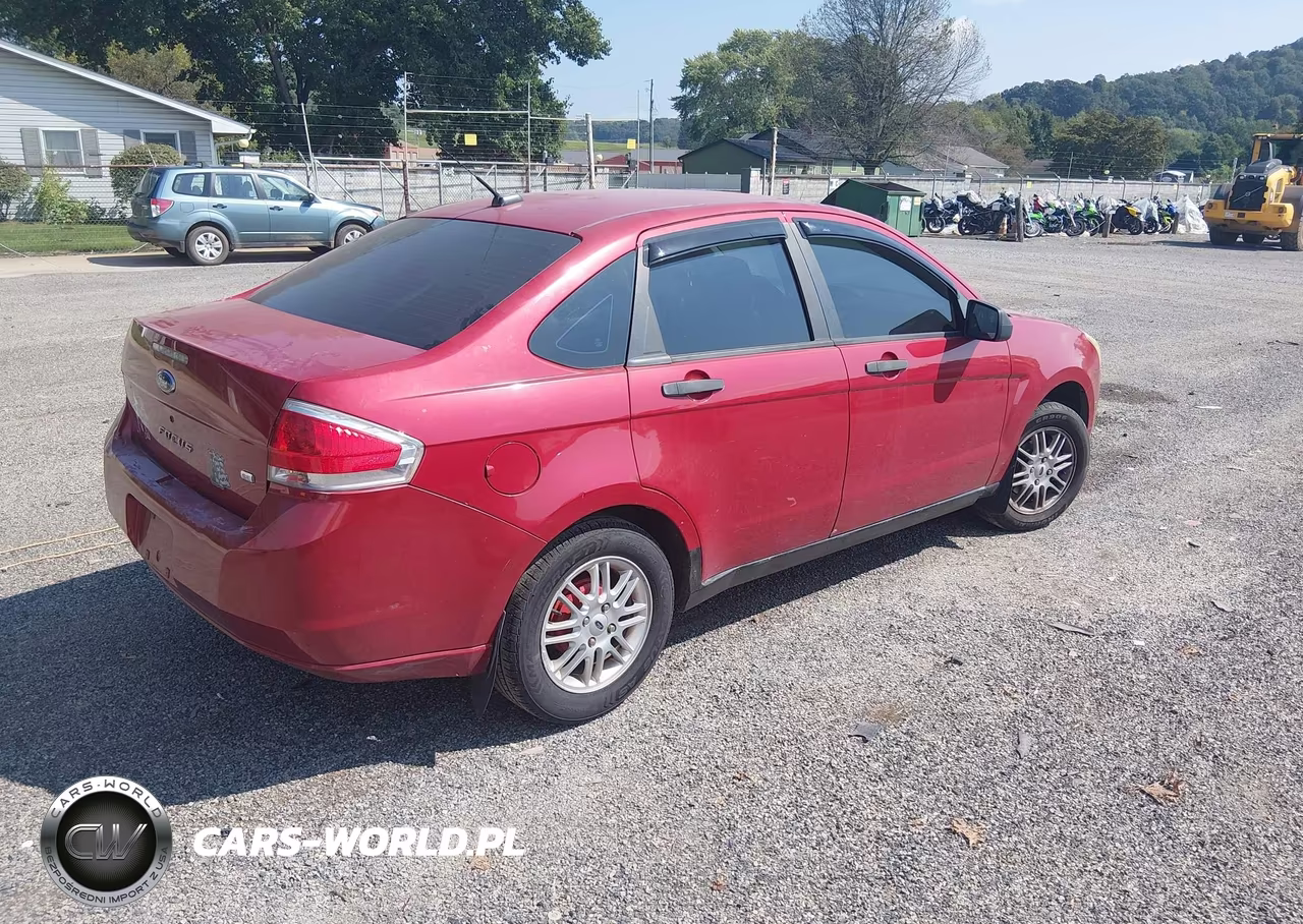2009 Ford Focus Se VIN:1FAHP35N39W154061 - 4