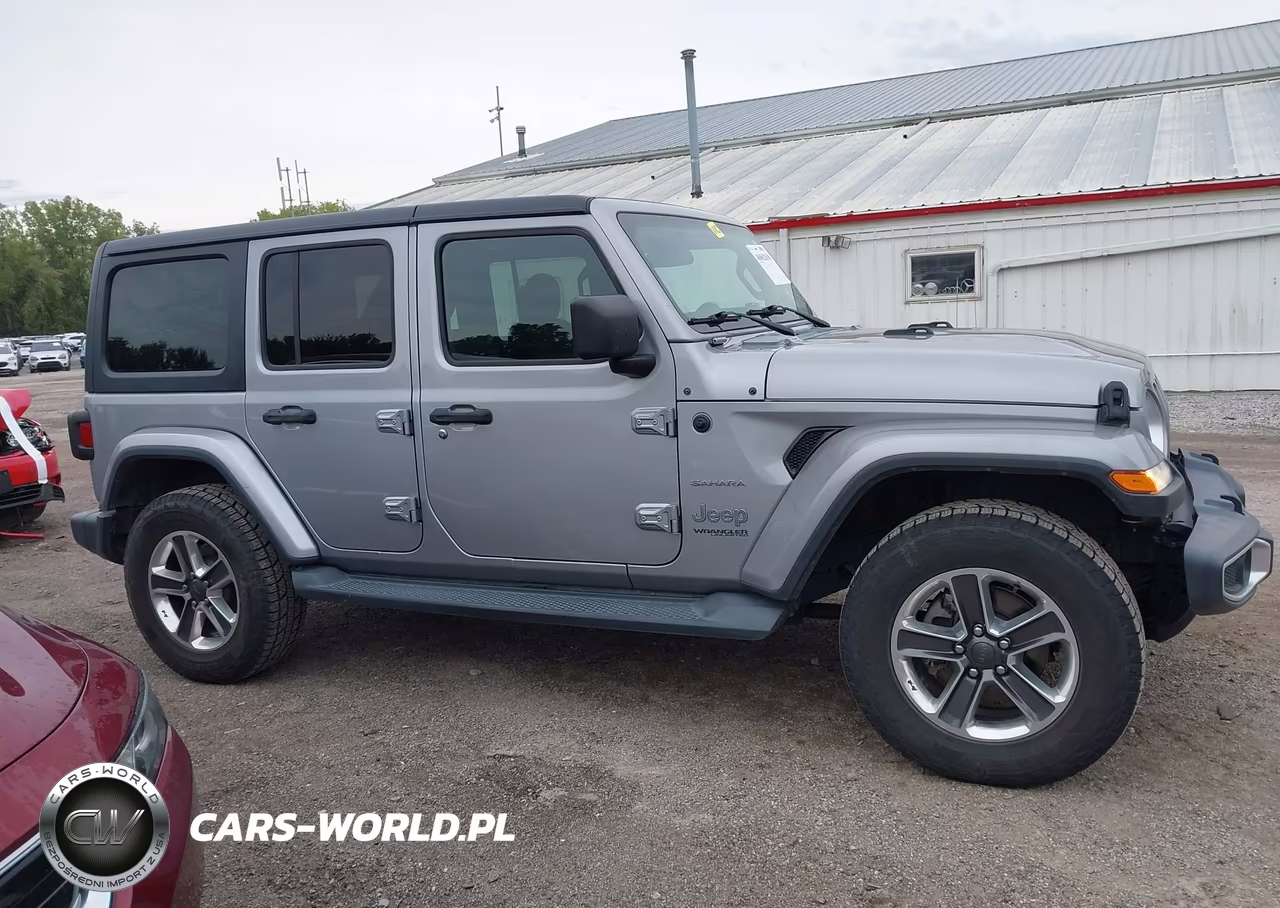 2020 Jeep Wrangler Unlimited Sahara 4X4 VIN:1C4HJXEN5LW199660 - 13