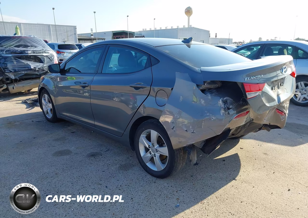 2013 Hyundai Elantra Gls VIN:5NPDH4AE7DH299989 - 3