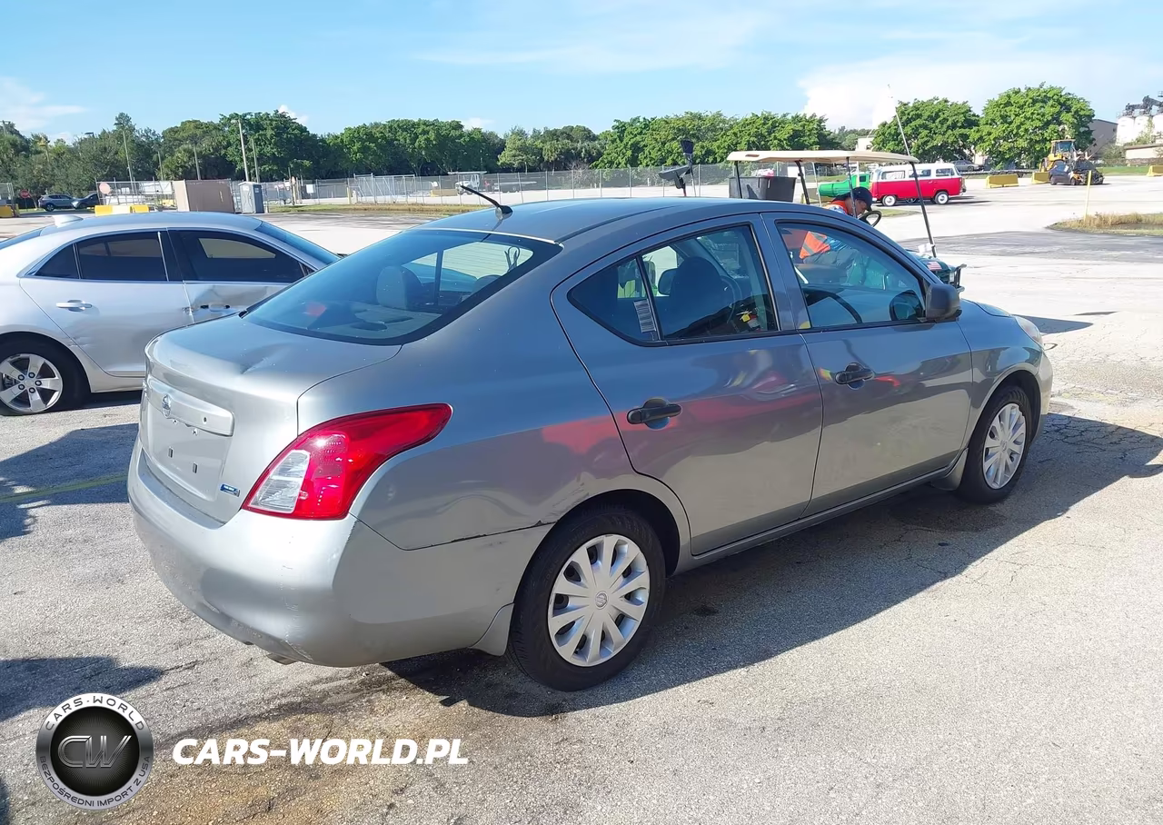 2012 Nissan Versa 1.6 S VIN:3N1CN7AP9CL945719 - 4