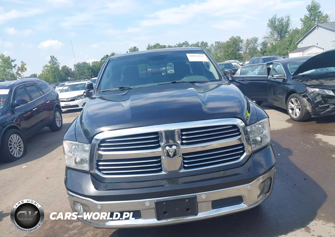 2018 Ram 1500 Big Horn 4X4 6'4 Box VIN:1C6RR7GT7JS144390 - 13