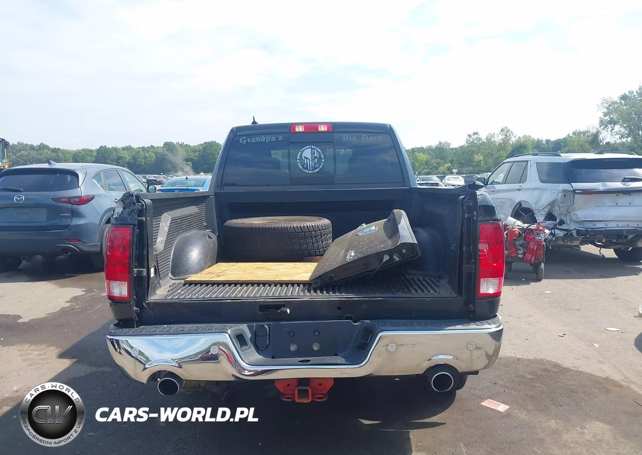 2018 Ram 1500 Big Horn 4X4 6'4 Box VIN:1C6RR7GT7JS144390 - 17