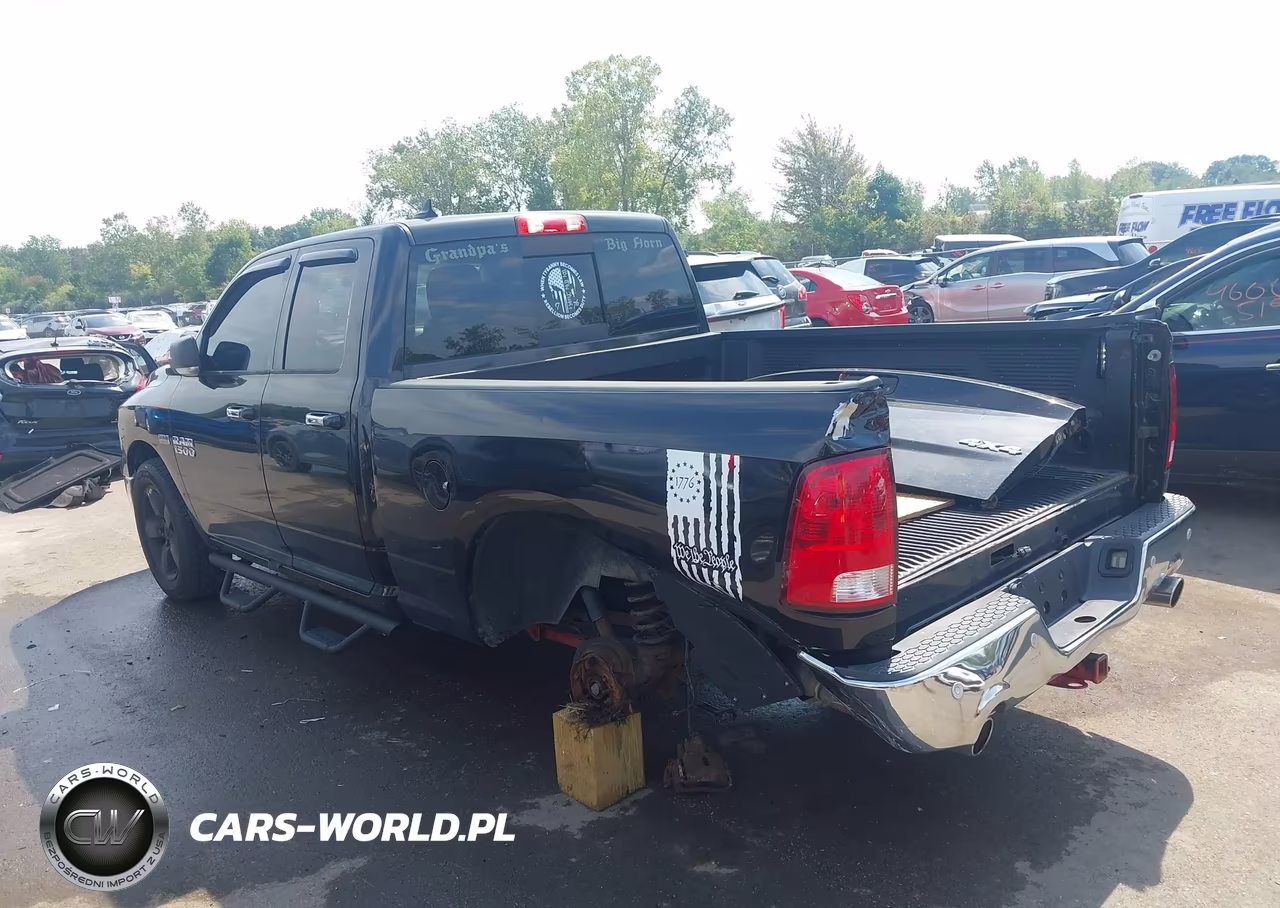 2018 Ram 1500 Big Horn 4X4 6'4 Box VIN:1C6RR7GT7JS144390 - 3