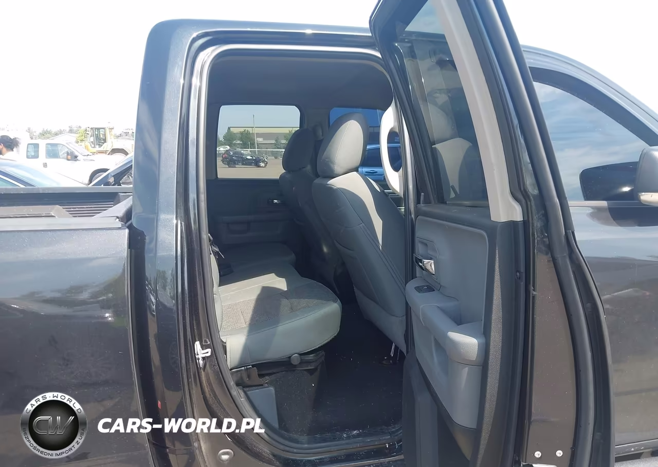 2018 Ram 1500 Big Horn 4X4 6'4 Box VIN:1C6RR7GT7JS144390 - 8