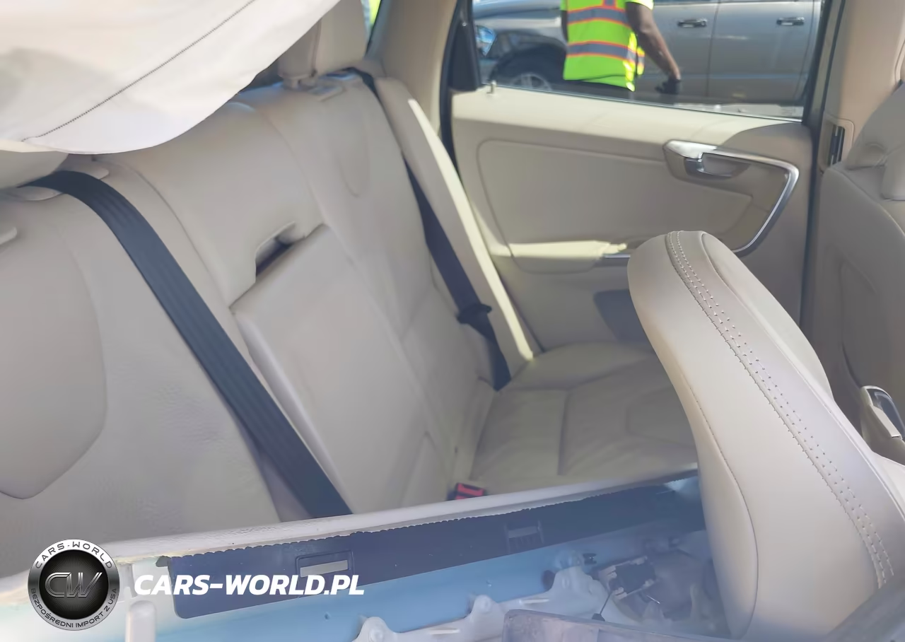 2012 Volvo Xc60 3.2-3.2 Platinum-3.2 Premier-3.2 Premier Plus VIN:YV4940DLXC2290611 - 8