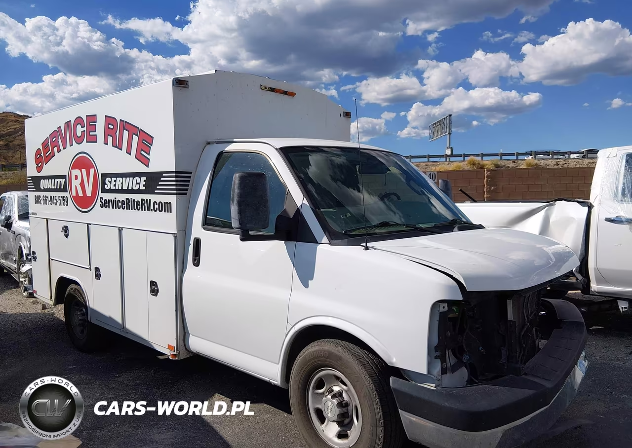 2017 Chevrolet Express Cutaway Work Van VIN:1GB0GRFG7H1101079 - 1
