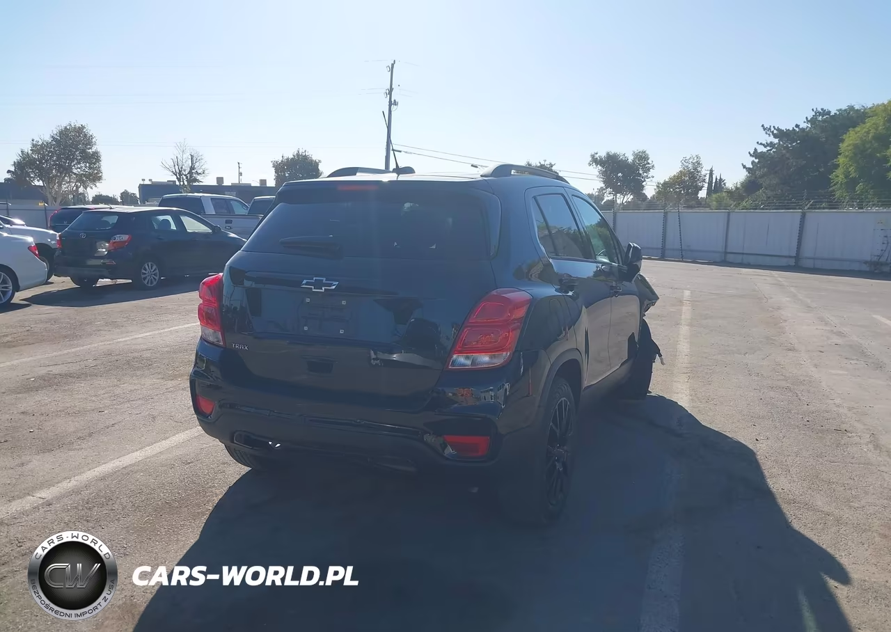 2021 Chevrolet Trax Fwd Lt VIN:KL7CJLSB9MB359431 - 4
