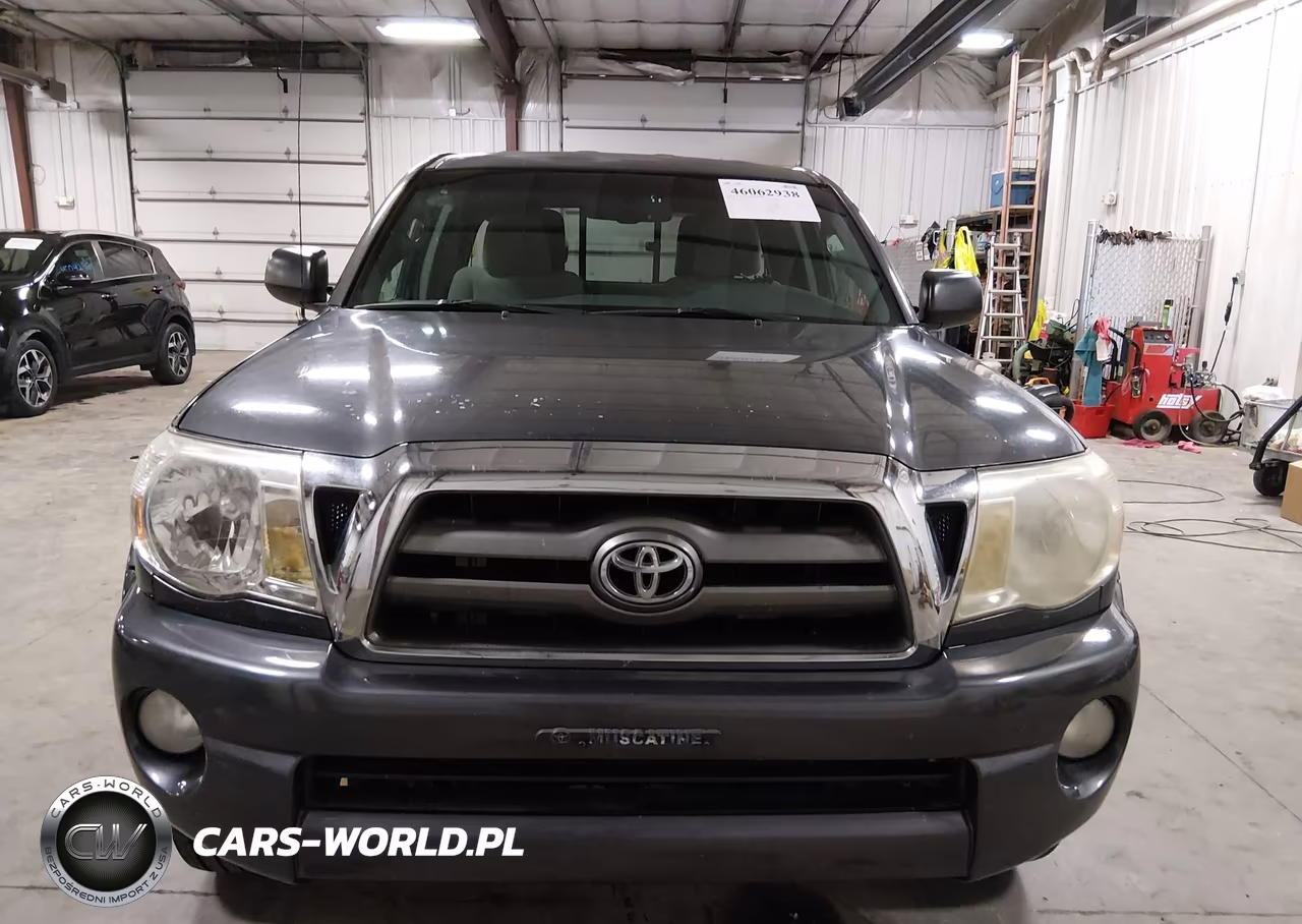 2010 Toyota Tacoma Base V6 VIN:5TEUU4EN5AZ684093 - 12